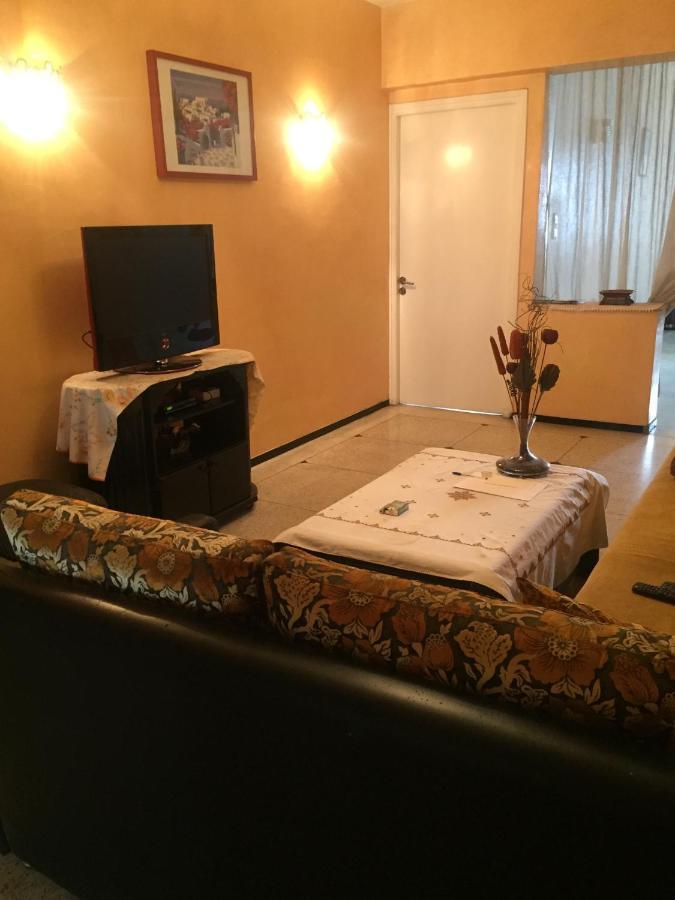 In Guest - Located In A Quiet Area Close To The Train Station And Town *