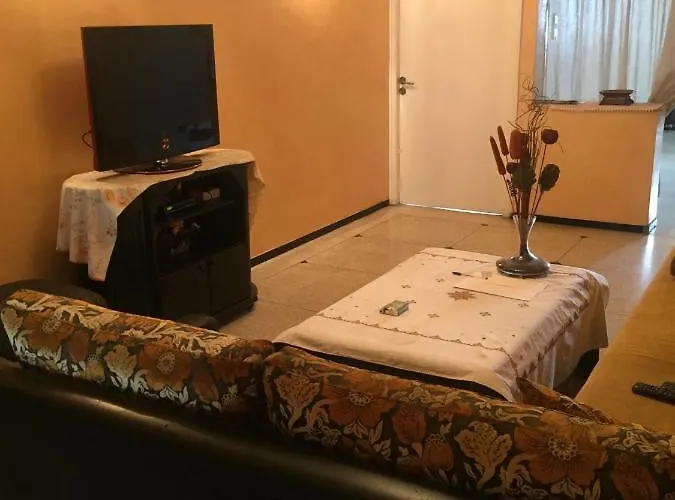 Room In Guest Room - Property Located In A Quiet Area Close To The Train Station And Town