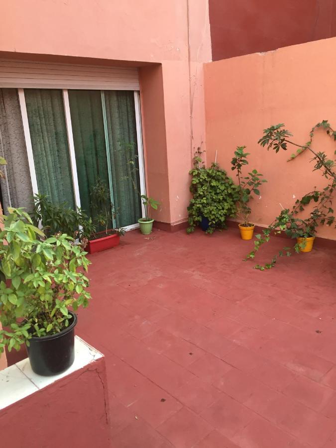 Pensión In Guest - Located In A Quiet Area Close To The Train Station And Town *