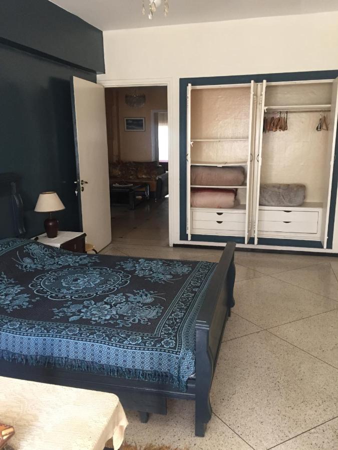Pensión In Guest - Located In A Quiet Area Close To The Train Station And Town *